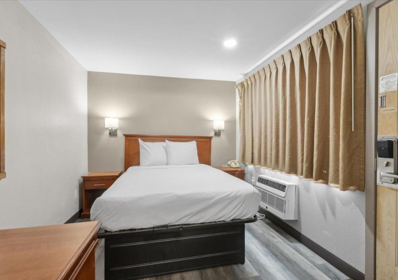 Edison Motor Lodge Bagian luar foto